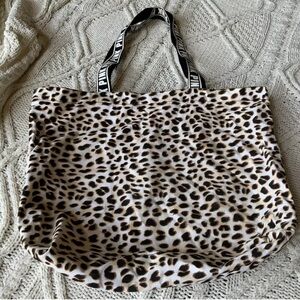Victoria’s Secret Pink Tote Bag - Leopard Print